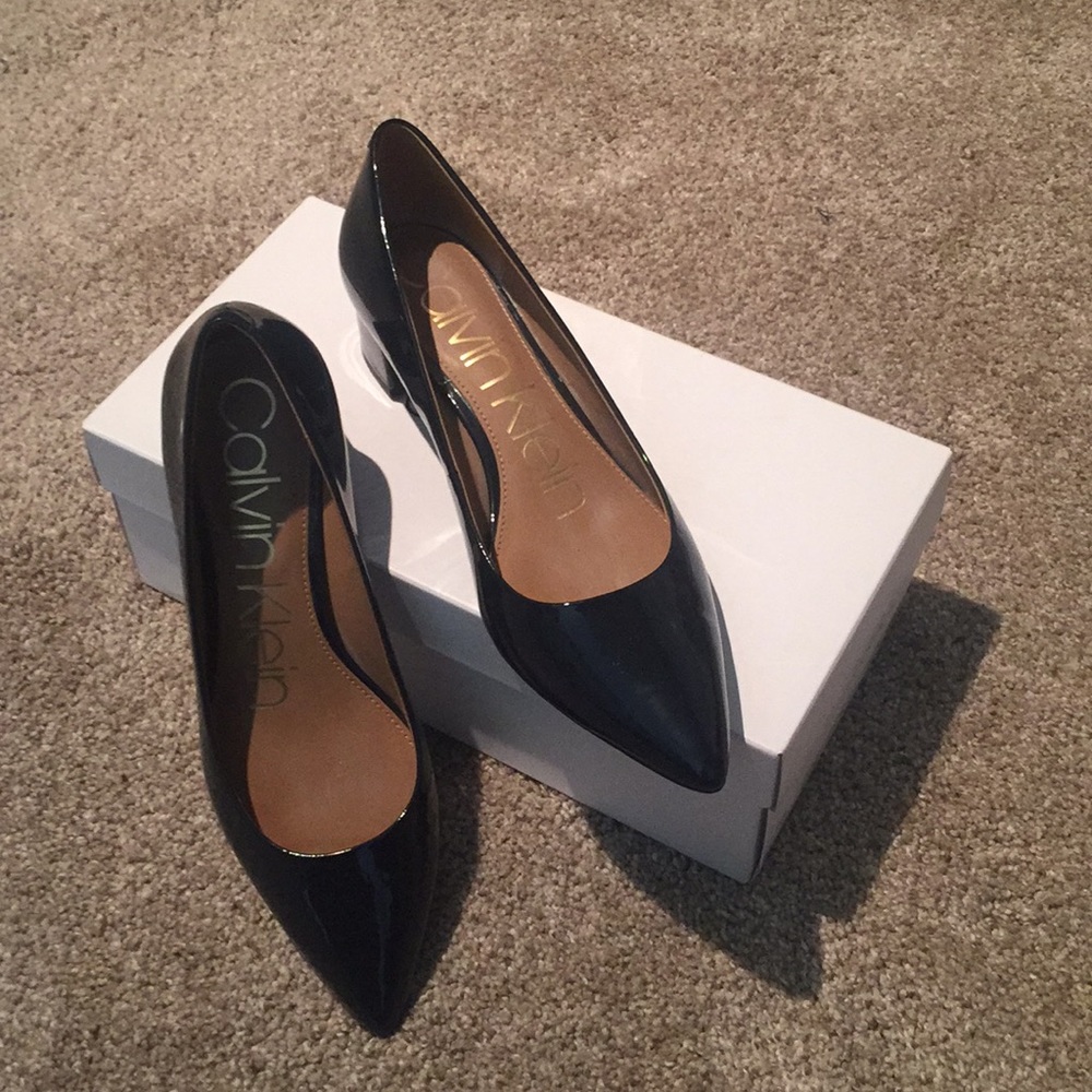 Calvin Klein Genoveva patent leather pump